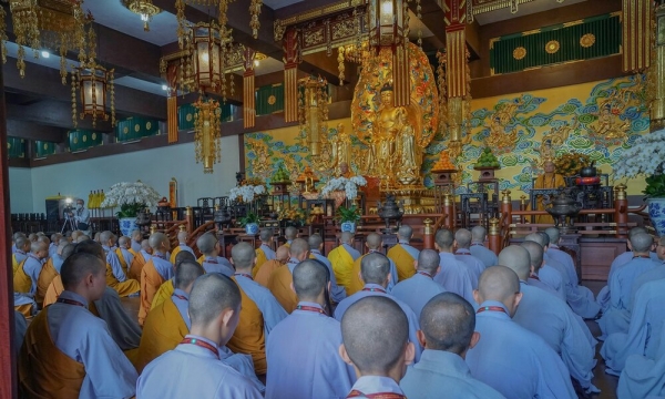 Đại Giới đàn Cam Lồ Giác Đạo học Luật Phật hành nghi và lược dẫn phương thức đăng đàn thọ Giới