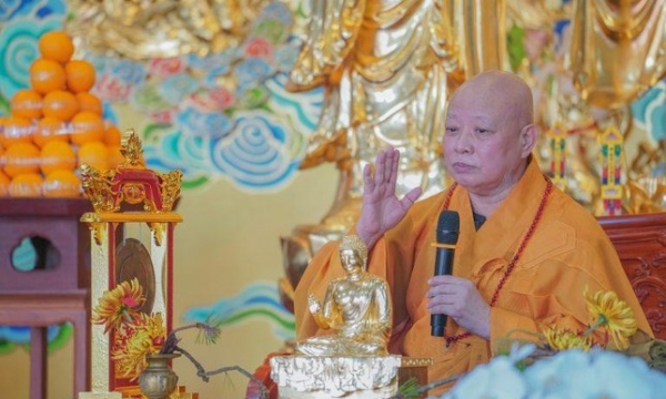 Đại Giới đàn Cam Lộ Giác Đạo: Hòa thượng Thích Lệ Trang lược dẫn luật Phật hành nghi
