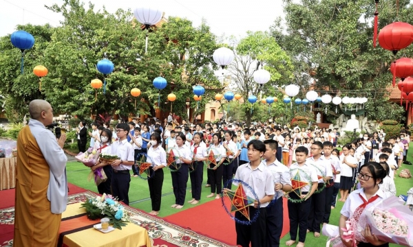 Chùa Thiên Quang tổ chức “Vui hội Trăng Rằm” cho thiếu nhi