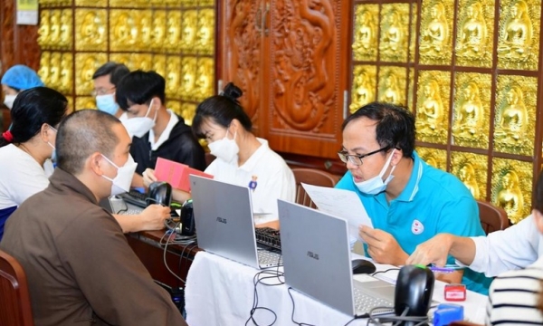 429 Tăng Ni và Phật tử hiến tặng 316 đơn vị máu nhân đạo tại chùa Giác Ngộ