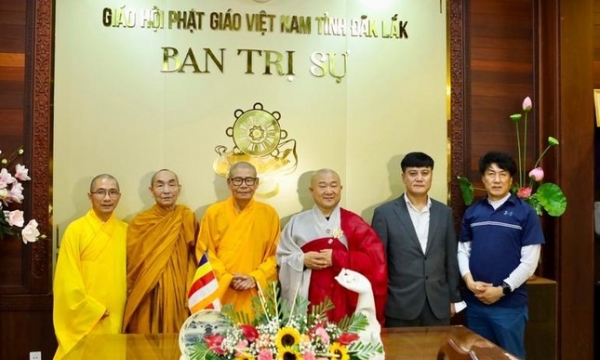 Đoàn Phật giáo Hội Thiên Thai tông (Hàn Quốc) thăm BTS Phật giáo tỉnh Đắk Lắk