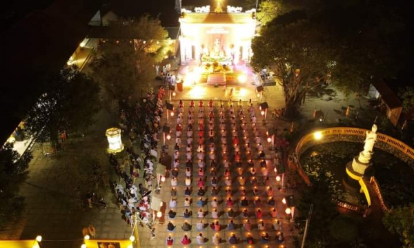 Chùa Đống Cao tổ chức đêm hội hoa đăng kỷ niệm Đức Phật A Di Đà