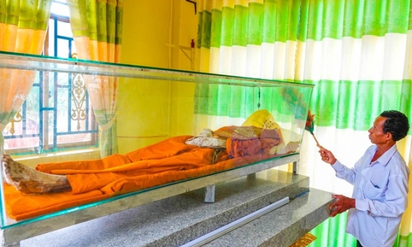 Kỳ lạ thi thể nhà sư ở An Giang mất 8 năm vẫn không bị phân hủy