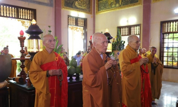 Phật giáo Phú Yên trang nghiêm cử hành lễ tưởng niệm Tổ sư Liễu Quán