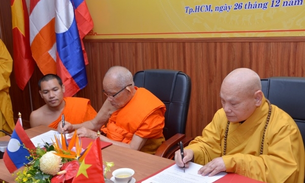 Giáo hội Phật giáo Việt Nam và Liên minh Phật giáo Lào ký kết hợp tác nhiều nội dung quan trọng
