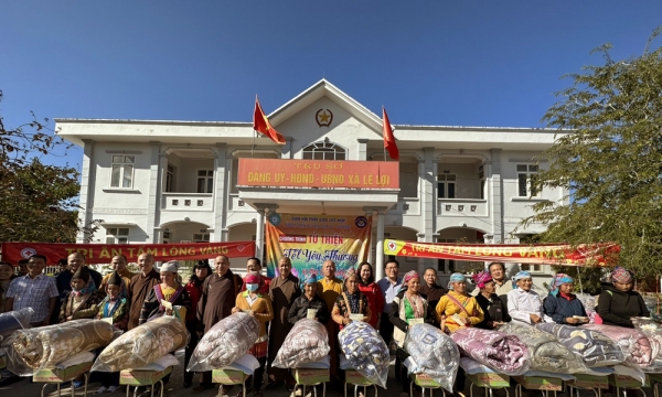 Ban Từ thiện Xã hội Phật giáo TP. HCM trao 1000 phần quà “Xuân yêu thương 2023” tại Lào Cai và Lai Châu
