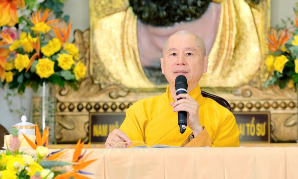 Thượng tọa Thích Chân Quang thuyết giảng tại khóa thiền chùa Từ Vân đề tài bản ngã - vô ngã
