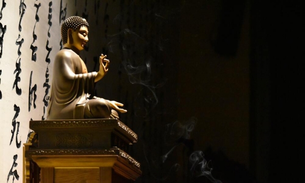 Trong 49 ngày ngồi dưới cây Bồ Đề, Đức Phật đã làm những gì?