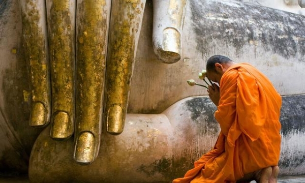 Niệm Phật ở những nơi không sạch sẽ thì có phải là tội bất kính?