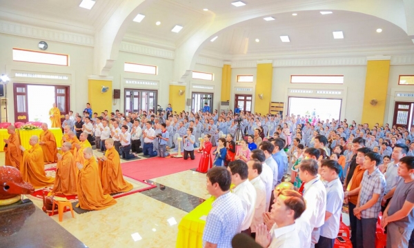 Gần 5.000 người dự Đại lễ Phật đản - Phật lịch 2567 tại chùa Viên Quang