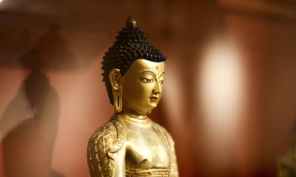 Có phải Phật và thần lúc nào cũng ngự tại tượng trong chùa miếu?