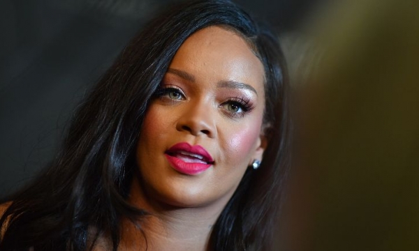 Ca sĩ Rihanna kêu gọi giúp đỡ các cộng đồng bị ảnh hưởng bởi khí hậu