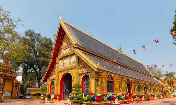Tour Lào: Chuyến hành hương về miền đất Phật thiêng liêng