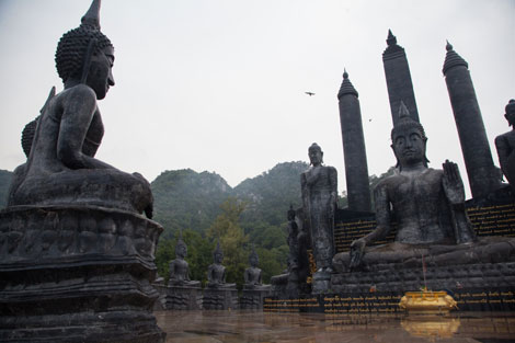 Wat Thamkrabok: Ngôi chùa cai nghiện ma tuý nổi tiếng thế giới ở Thái Lan