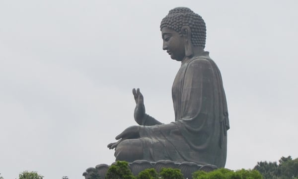 Đức Phật là một người gần gũi với chúng ta