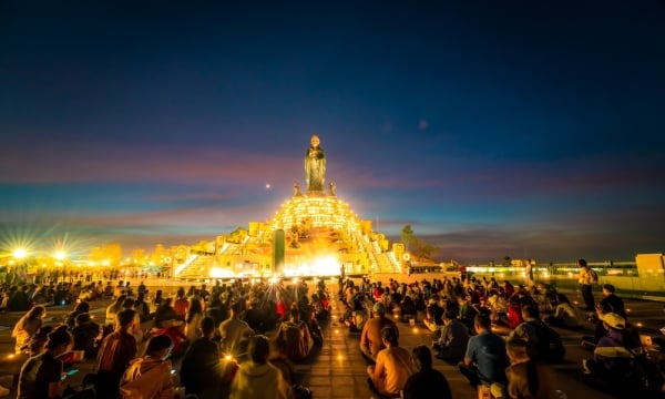 Những khoảnh khắc thiêng liêng trong mùa lễ tạ cuối năm tại núi Bà Đen, Tây Ninh