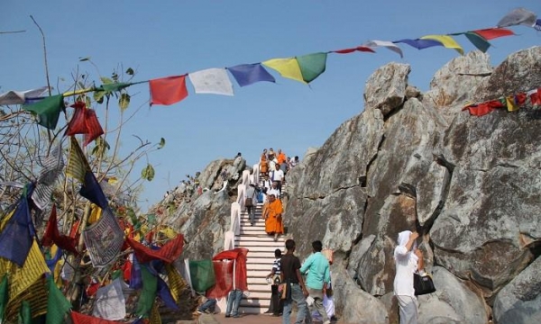 Núi Linh Thứu – nơi Đức Phật thuyết giảng Kinh Pháp Hoa