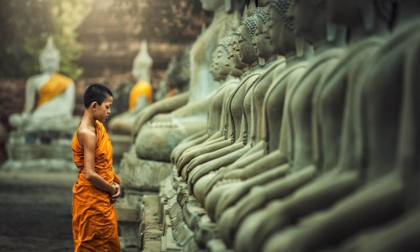 Niềm tin vào Tam bảo và lòng tự tín của người Phật tử