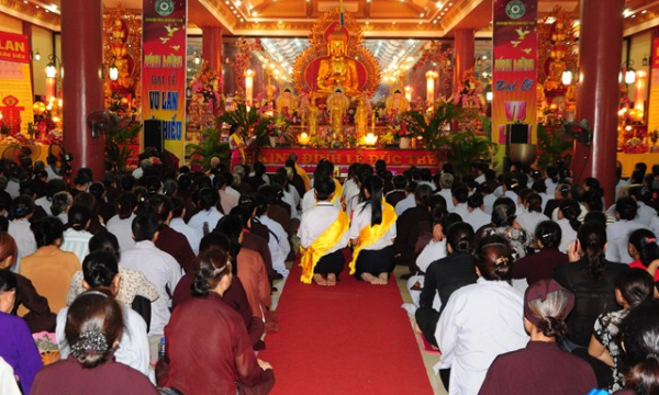 Hải Phòng: Hàng ngàn người dự lễ Vu Lan tại chùa An Hồng