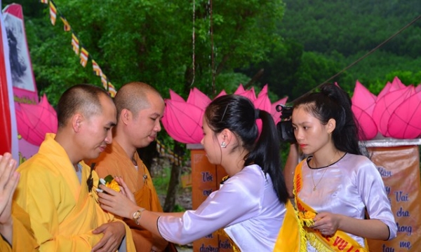 Quảng Ninh: Đại lễ Vu Lan Báo Hiếu tại chùa Trúc Lâm Bảo Quốc