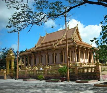 Ngôi chùa đầu tiên kết hợp phong cách kiến trúc Khmer-Hoa-Việt