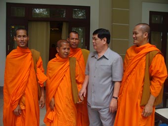 Sự quan tâm của Ban chỉ đạo Tây Nam Bộ với PG Nam tông Khmer