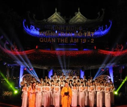 Chương trình ca nhạc kính mừng Khánh đản Bồ tát Quán Thế Âm tại chùa Hương