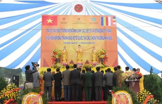 Đại lễ cầu siêu anh linh các Anh hùng liệt sĩ ở Cao Bằng
