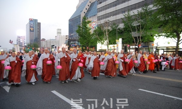 Các hoạt động mừng Phật đản tại Hàn Quốc