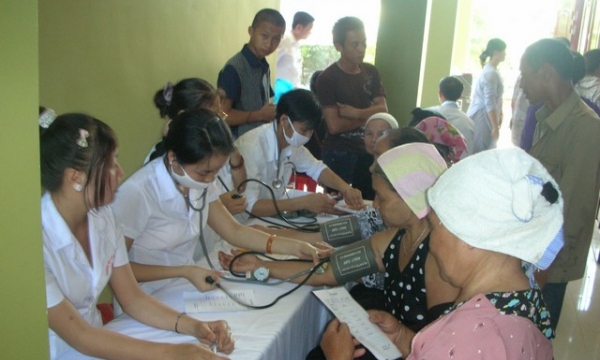 Nghệ An: Khám, cấp phát thuốc miễn phí cho gia đình chính sách và người nghèo