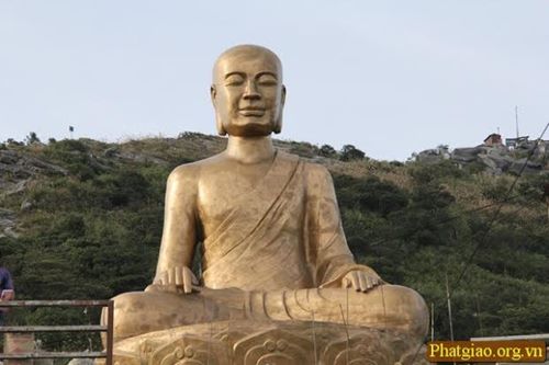 Khánh thành Tượng Phật hoàng Trần Nhân Tông khổng lồ trên đỉnh Yên Tử