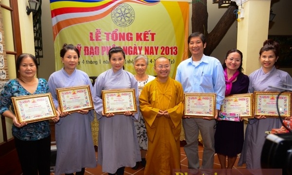 Quỹ từ thiện Đạo Phật Ngày Nay tổng kết hoạt động năm 2013