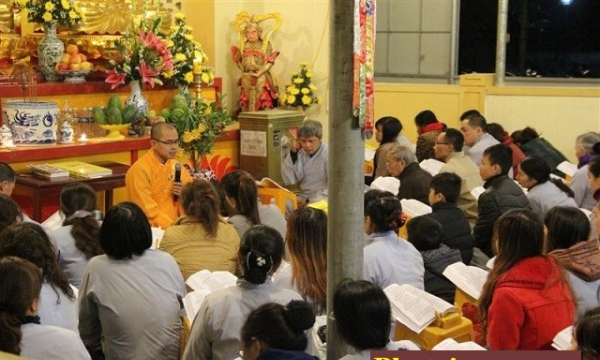 Nghệ An: Khóa lễ Sám hối cuối năm chùa Phúc Thành