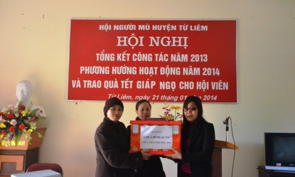 Hà Nội: Tặng 1000 bánh chưng chay cho các bệnh nhân 