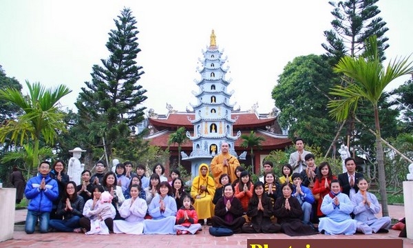 Phật tử Thủ đô tinh tấn làm phúc đầu năm
