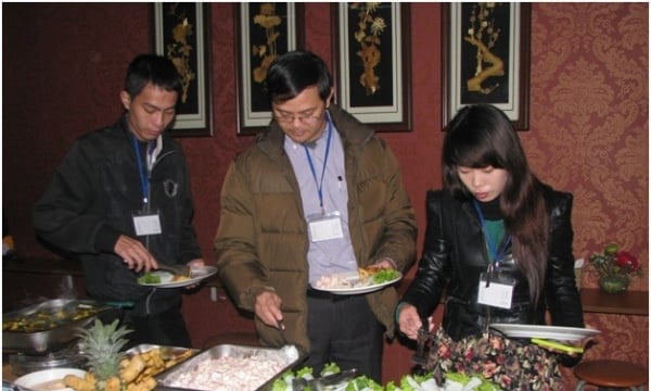 Buffet chay gây quỹ từ thiện “áo ấm vùng cao” tại nhà hàng chay Hà Nội Vegan