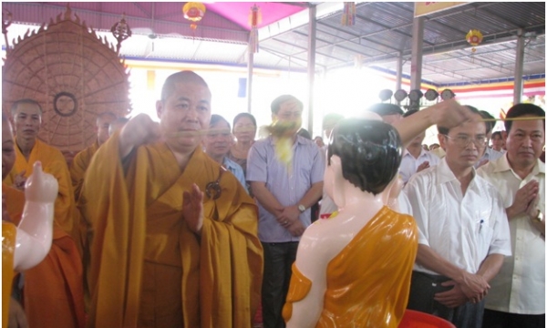 Nghệ An mừng Đại lễ Phật đản Vesak 2014