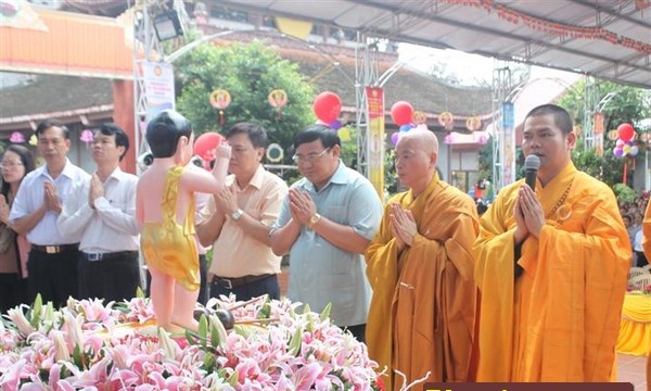 Thái Bình: Đại lễ Phật đản chùa Từ Xuyên