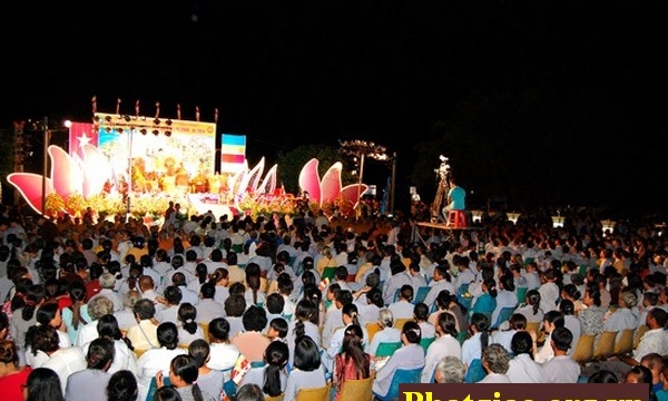 Kiên Giang: 10 nghìn người dự lễ khai mạc Đại lễ Phật đản PL.2558