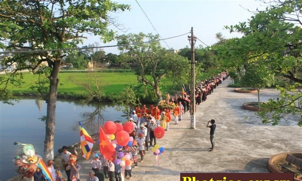 Thái Bình: Đại lễ Phật đản chùa Văn Môn