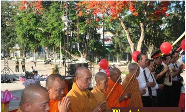 Cần Thơ: Đại lễ Phật đản Vesak PL.2558 - DL.2014