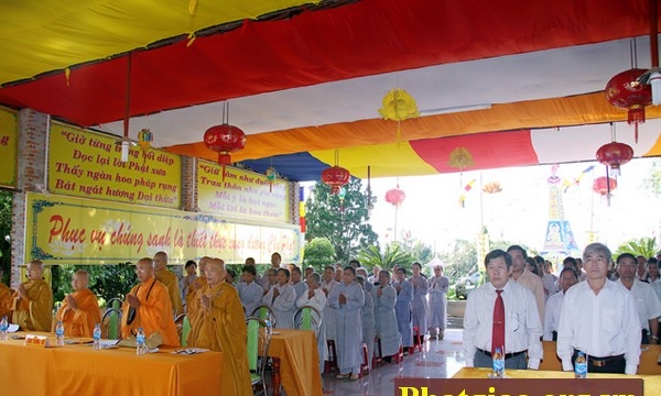 Gia Lai: PG huyện Đắk Pơ tổ chức lễ Phật đản PL.2558