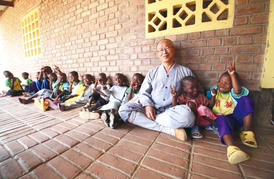 Châu Phi: Trung tâm Từ thiện xã hội Phật giáo Amitofo Care Center - ACC