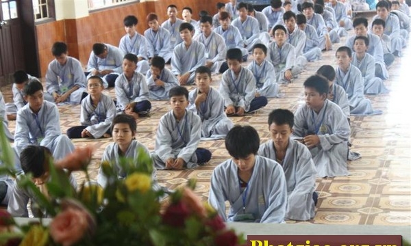 Thái Bình: Khóa tu trải lòng yêu thương chùa Văn Môn