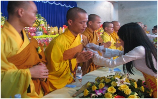Nghệ An: Vu Lan báo hiếu và đúc Đại Hồng Chung tại chùa Cổ Am