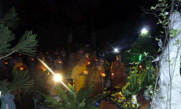 Tp.HCM: Chùa An Linh tổ chức đêm hoa đăng nhân ngày vía Bồ tát Quán Thế Âm
