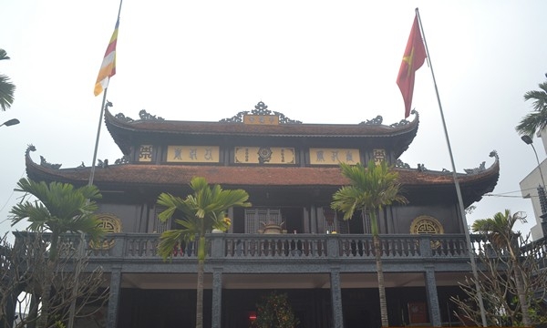 Chiêm bái chùa Bình Lâu