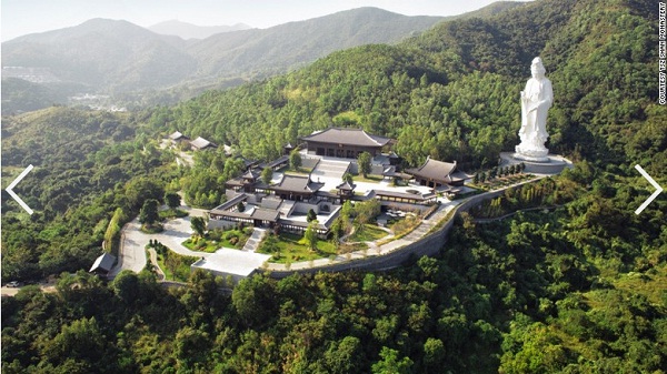 Tỷ phú châu Á cúng 193 triệu USD xây chùa