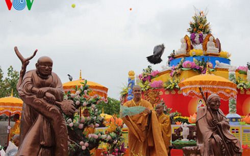 Đại lễ Vesak Việt Nam được đề cử kỷ lục Phật giáo Thế giới
