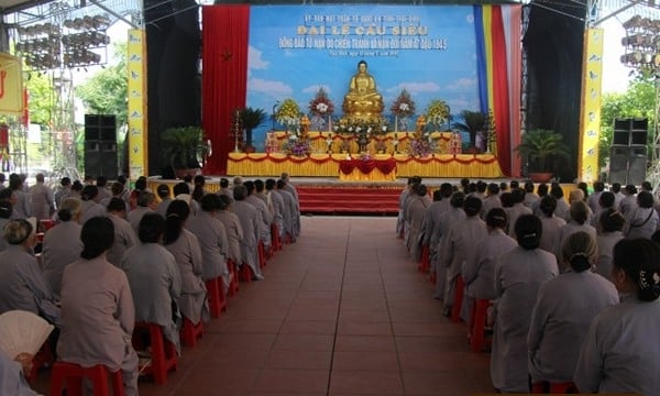 Thái Bình: Đại lễ cầu siêu tại chùa Từ Xuyên